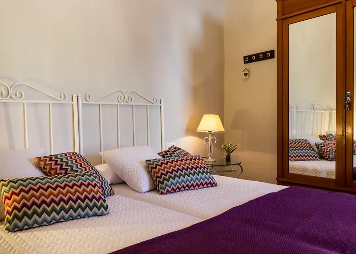 Casa Rosalia Apartment *